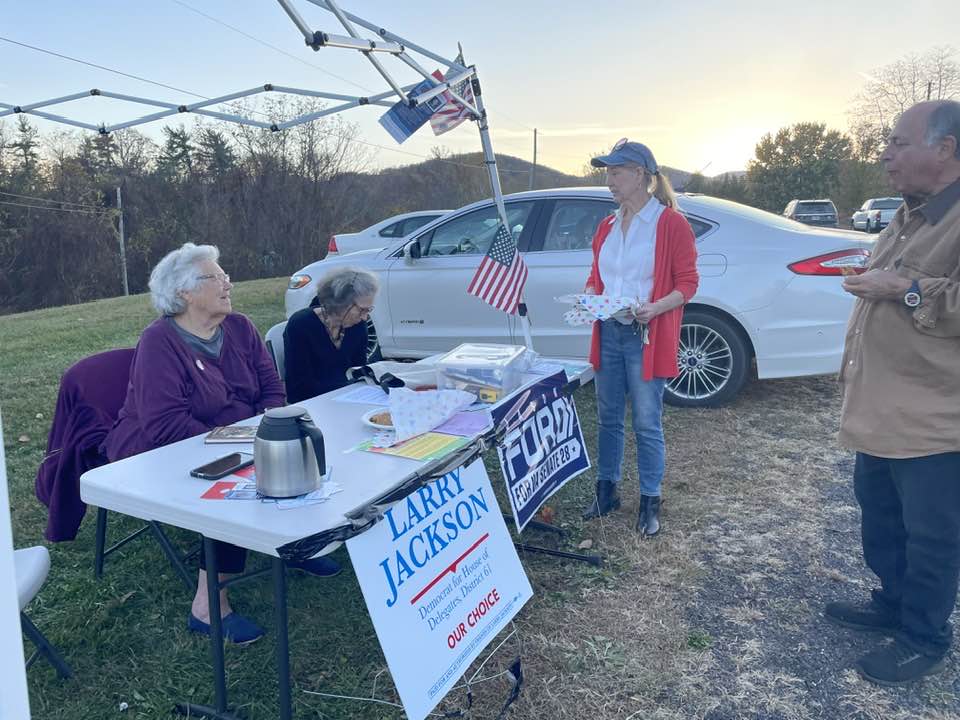 Holding the fort in Sperryville, with Francie Schroeder and Barbara Adolfi and precinct captain Ron Goodman!
